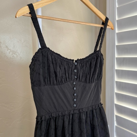 Sold - Picture 5 of 10